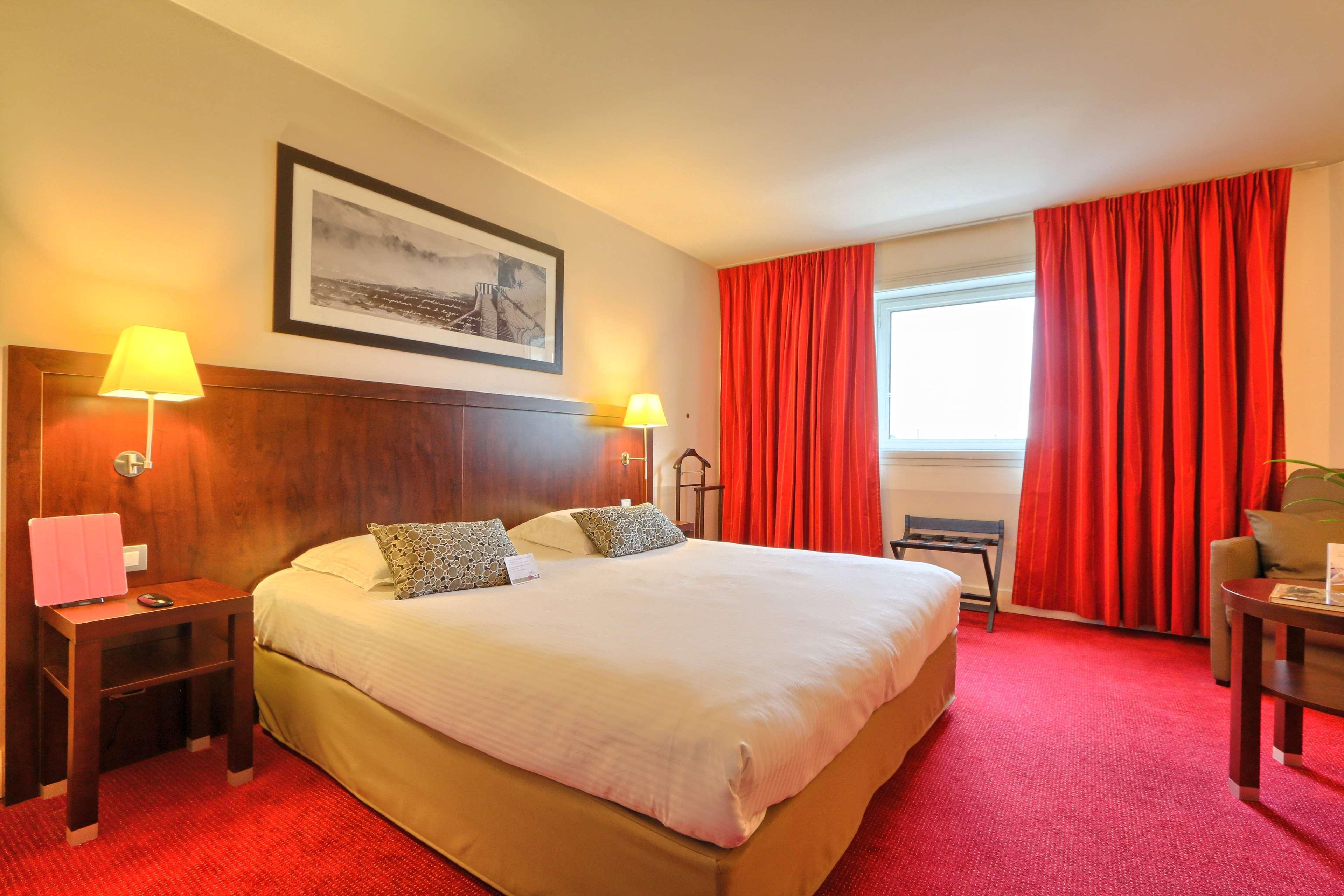 Golden Tulip Paris Cdg Airport - Villepinte Hotel 4*